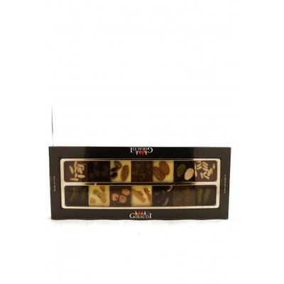 Scatola quadretti di cioccolato con frutta