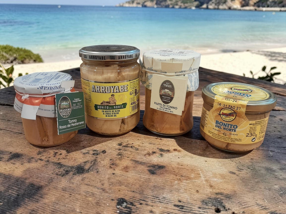 Conserve di tonno di qualità in scatola e vasetto sott'olio