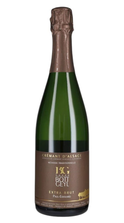 Bottiglia di spumante francese Crémant d'Alsace Extra Brut Paul-Édouard di Domaine Bott-Geyl