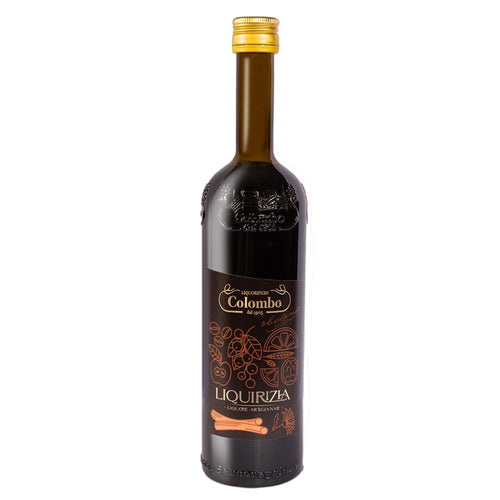 Bottiglia di liquore digestivo alla liquirizia di Colombo