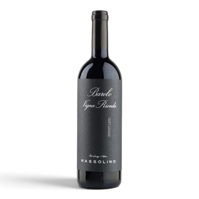 Bottiglia di Barolo Vigna Rionda Riserva Etichetta Nera Massolino, Nebbiolo DOCG di Serralunga d’Alba