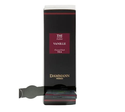 pg	Confezione di tè nero alla vaniglia Dammann Frères da 24 bustine Cristal
Dettaglio bustina	dammann-te-nero-vaniglia-bustina-cristal.jpg	Bustina Cristal di tè nero alla vaniglia Dammann Frères