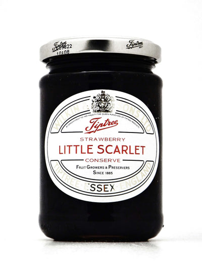 Little Scarlet Strawberry Confettura Extra di Fragoline di Bosco Wilkin & Sons LTD of Tiptree
